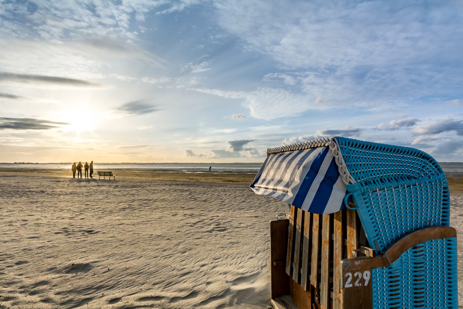 Klönschnack am Dangaster Strand